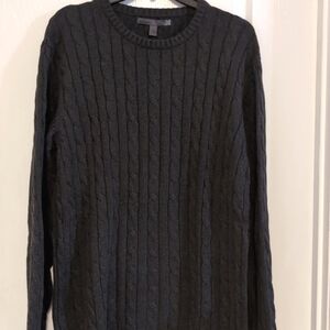 Old Navy Charcoal Gray Cable Knit Crewneck Sweater. Size Large